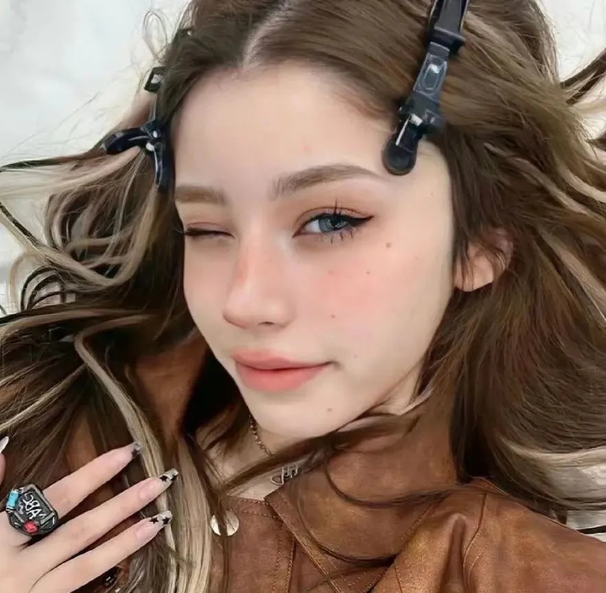 女军官与魔鬼